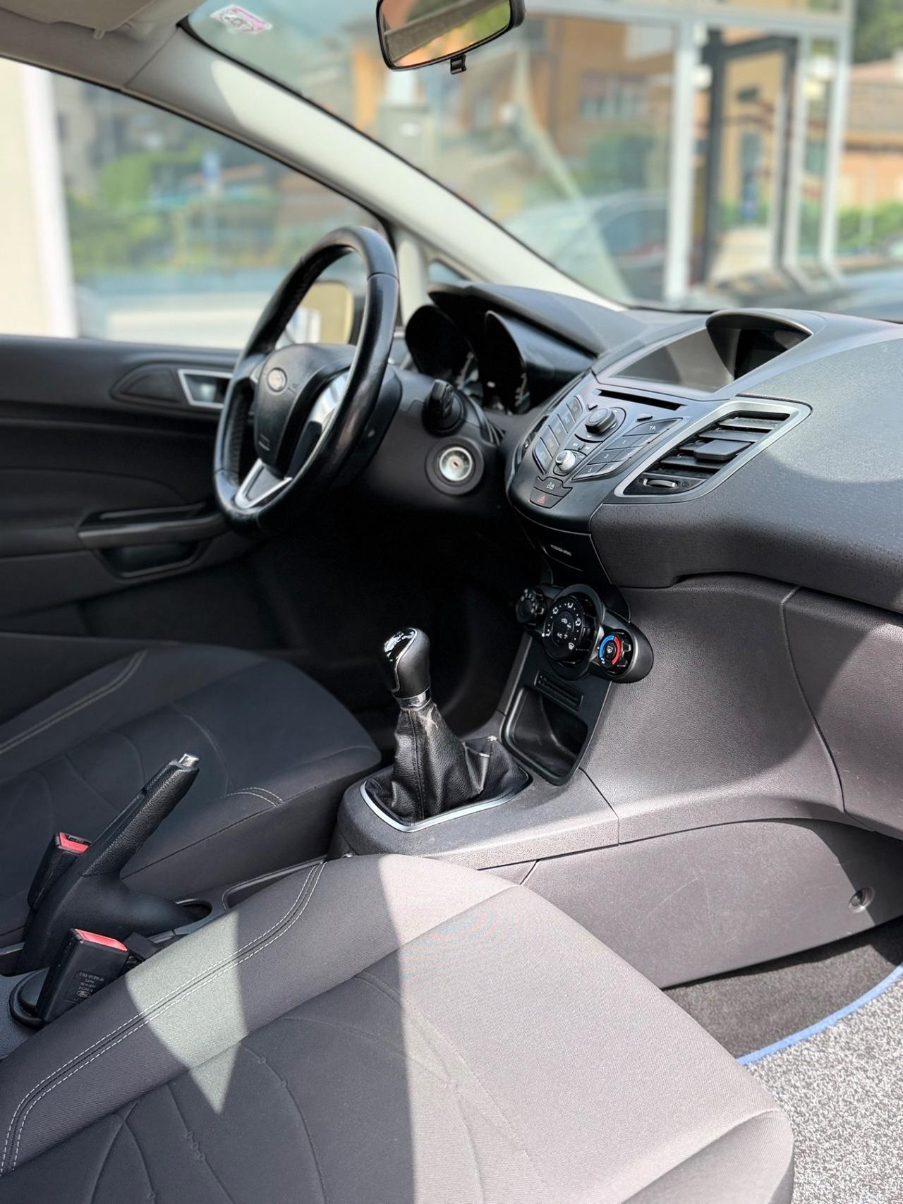 Ford Fiesta 1.4 5p. Bz.- GPL ok neopatentati