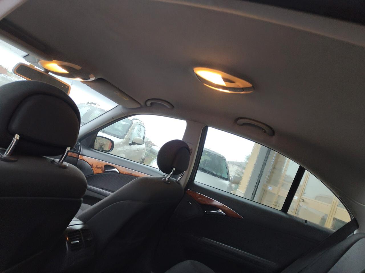 Mercedes-benz E 220 CDI cat Elegance