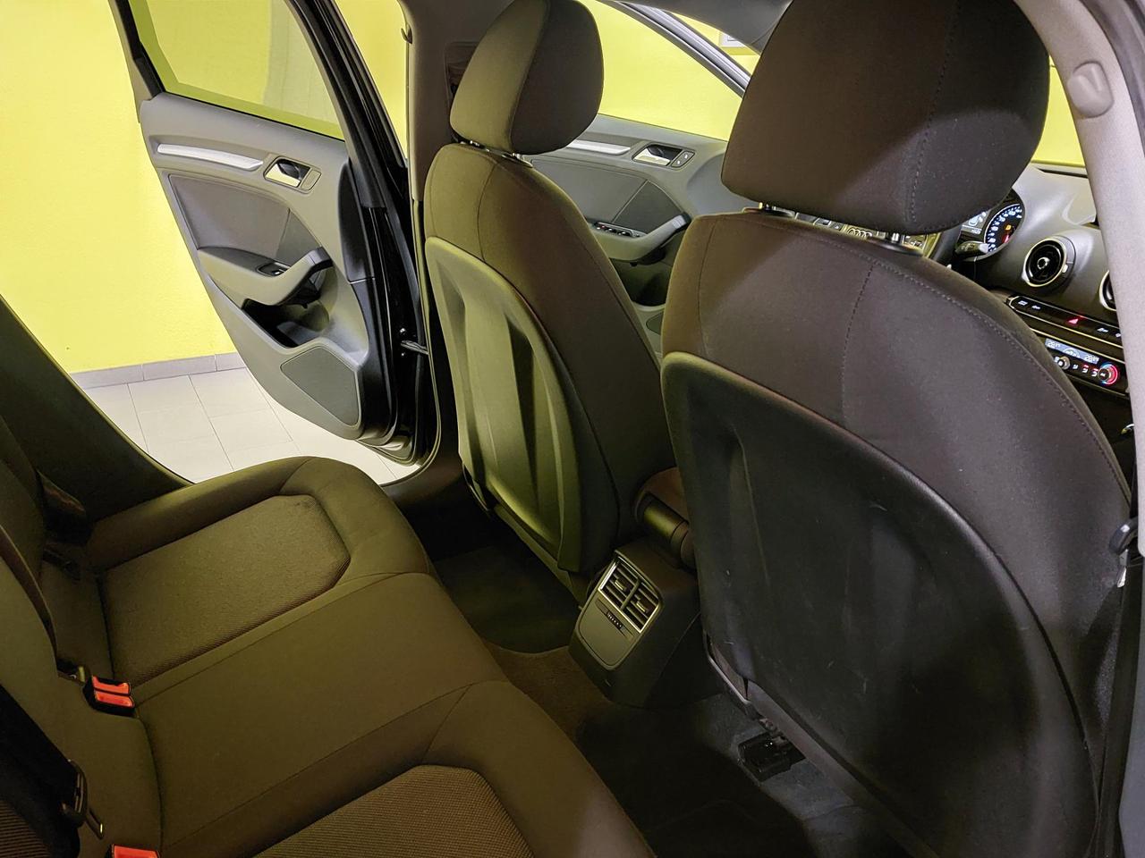 Audi A3 Sportback 1.6 tdi 110cv s-tronic