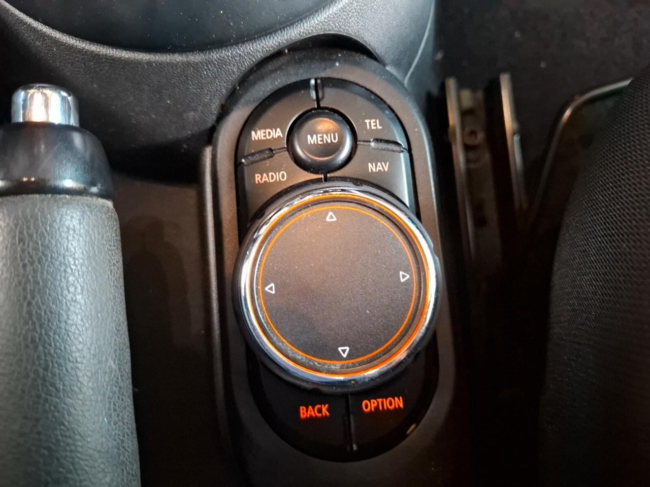 Mini COOPER 15 136CV 100 KW BENZINA NAVIGATORE