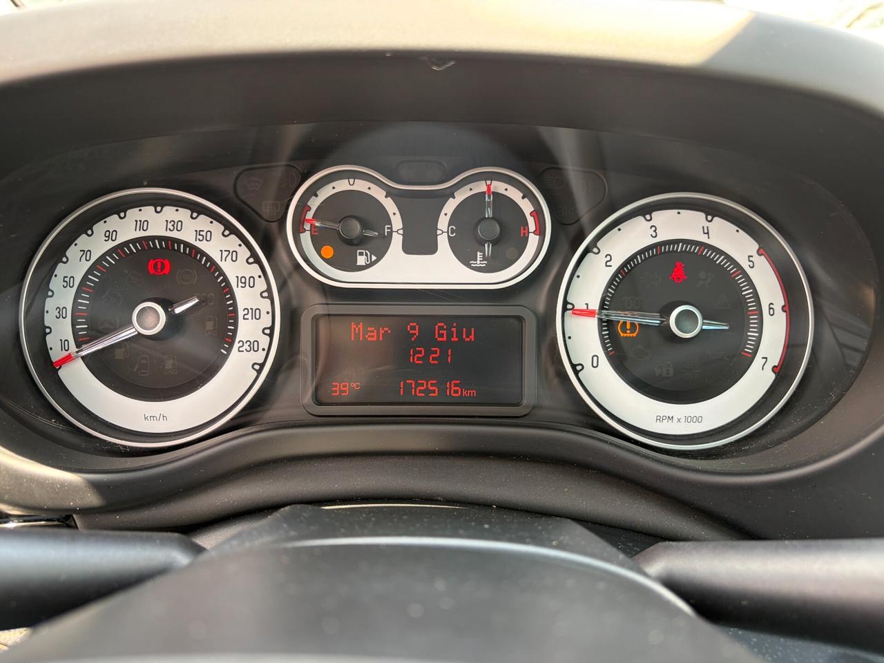 Fiat 500L 1.6 Multijet 120 CV Trekking