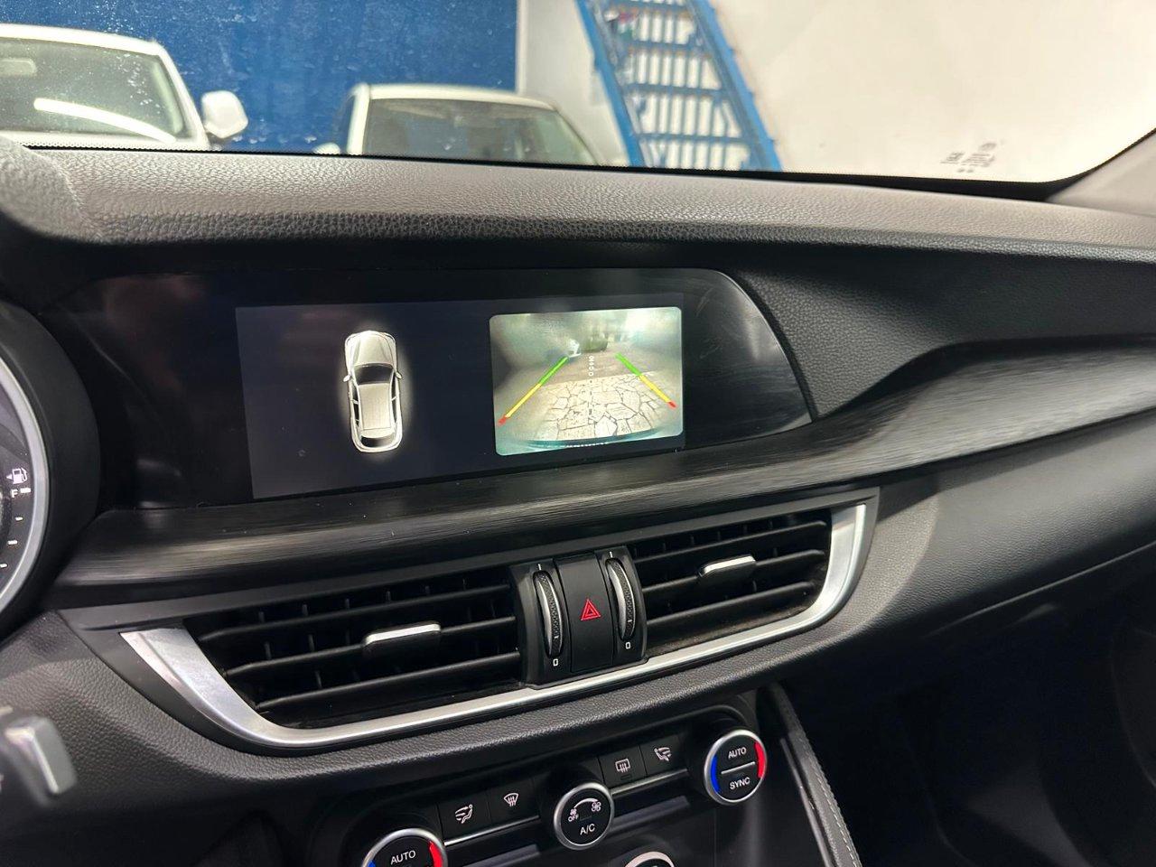 Alfa Romeo Stelvio 2.2 t Super rwd 180cv auto