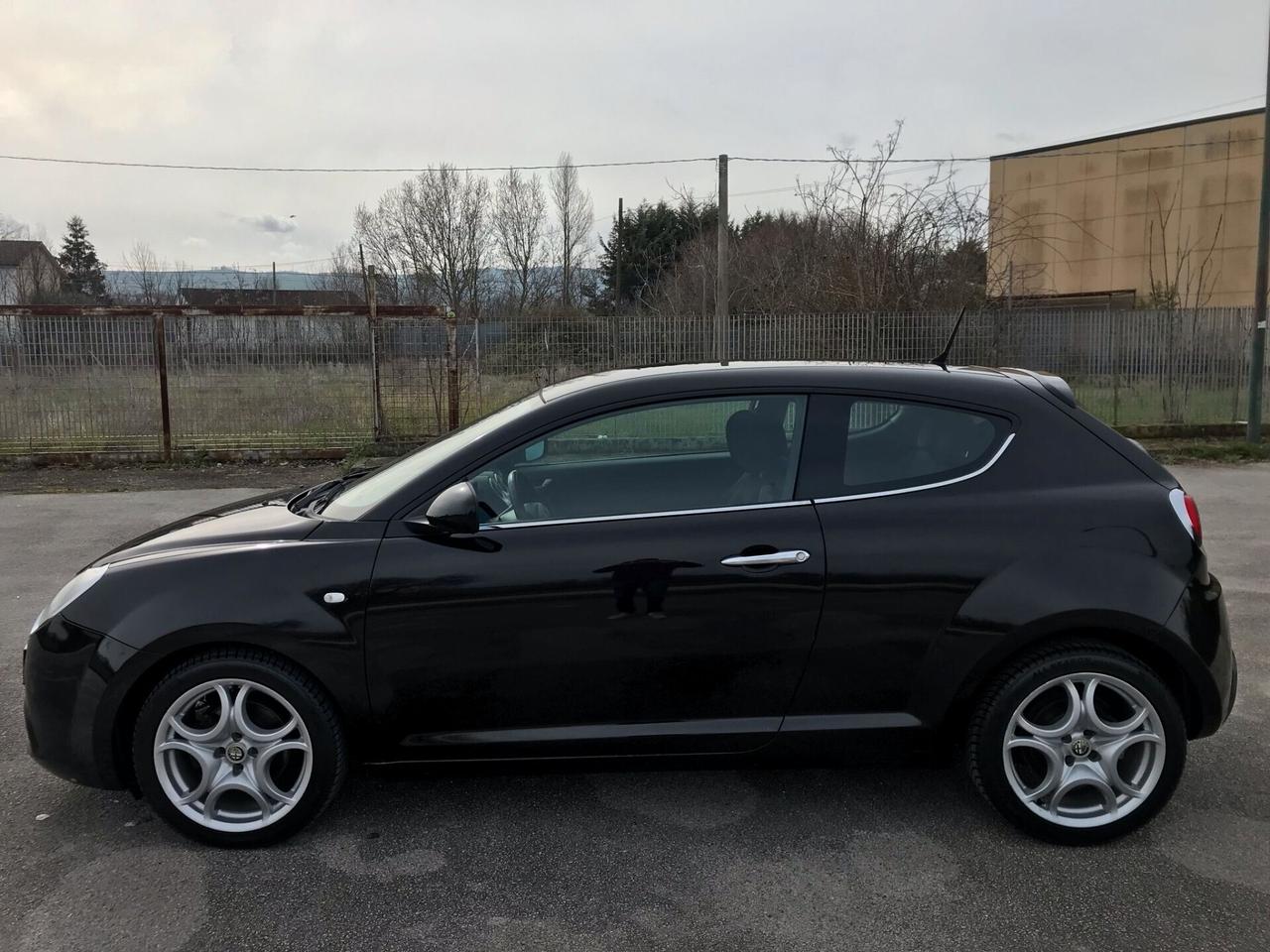 Alfa Romeo MiTo 1.3 JTDm-2 95 CV S&S Distinctive