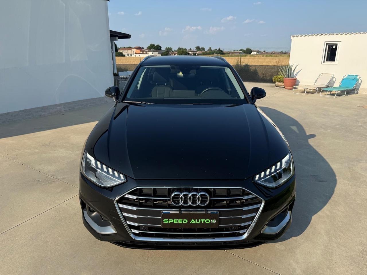 Audi A4 Avant 30 TDI/136 CV S tronic Business SPORT