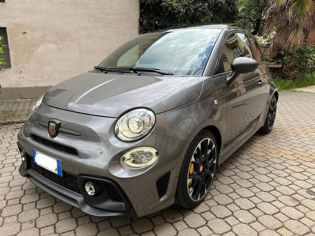 Abarth 595 1.4 Turbo T-Jet 180 CV Competizione