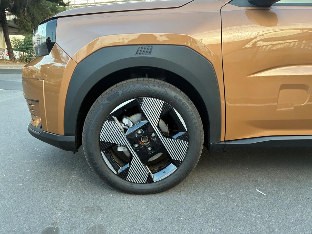 Fiat Grande Panda 1.2 Hybrid 110 CV La Prima KM 0 IVA ESPOSTA