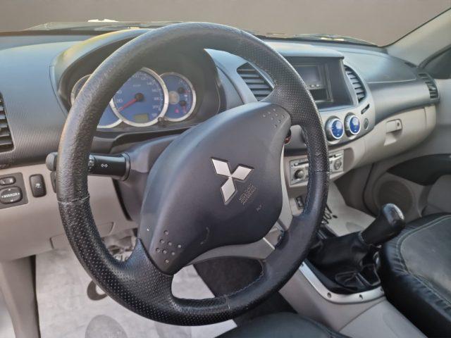 MITSUBISHI L200 2.5 DI-D/136CV Double Cab Invite