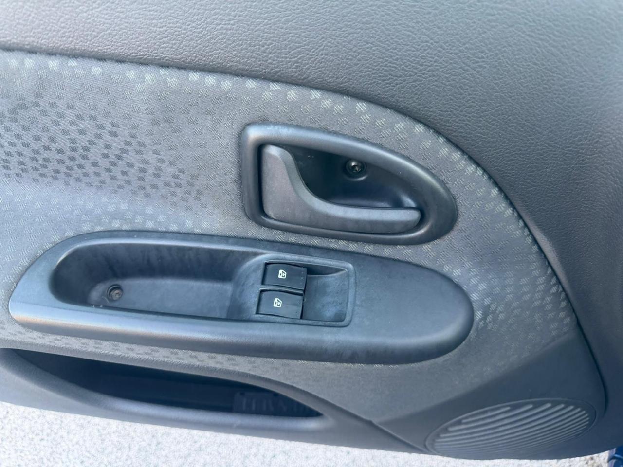 Renault Clio Storia 1.2 gpl 2008