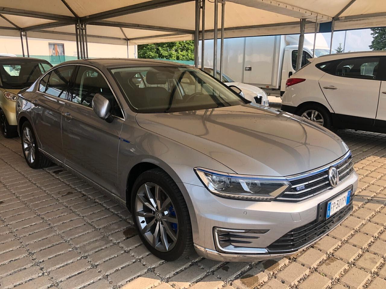 Volkswagen Passat 1.4 GTE DSG PLUG-IN-HYBRID PREZZO REALE