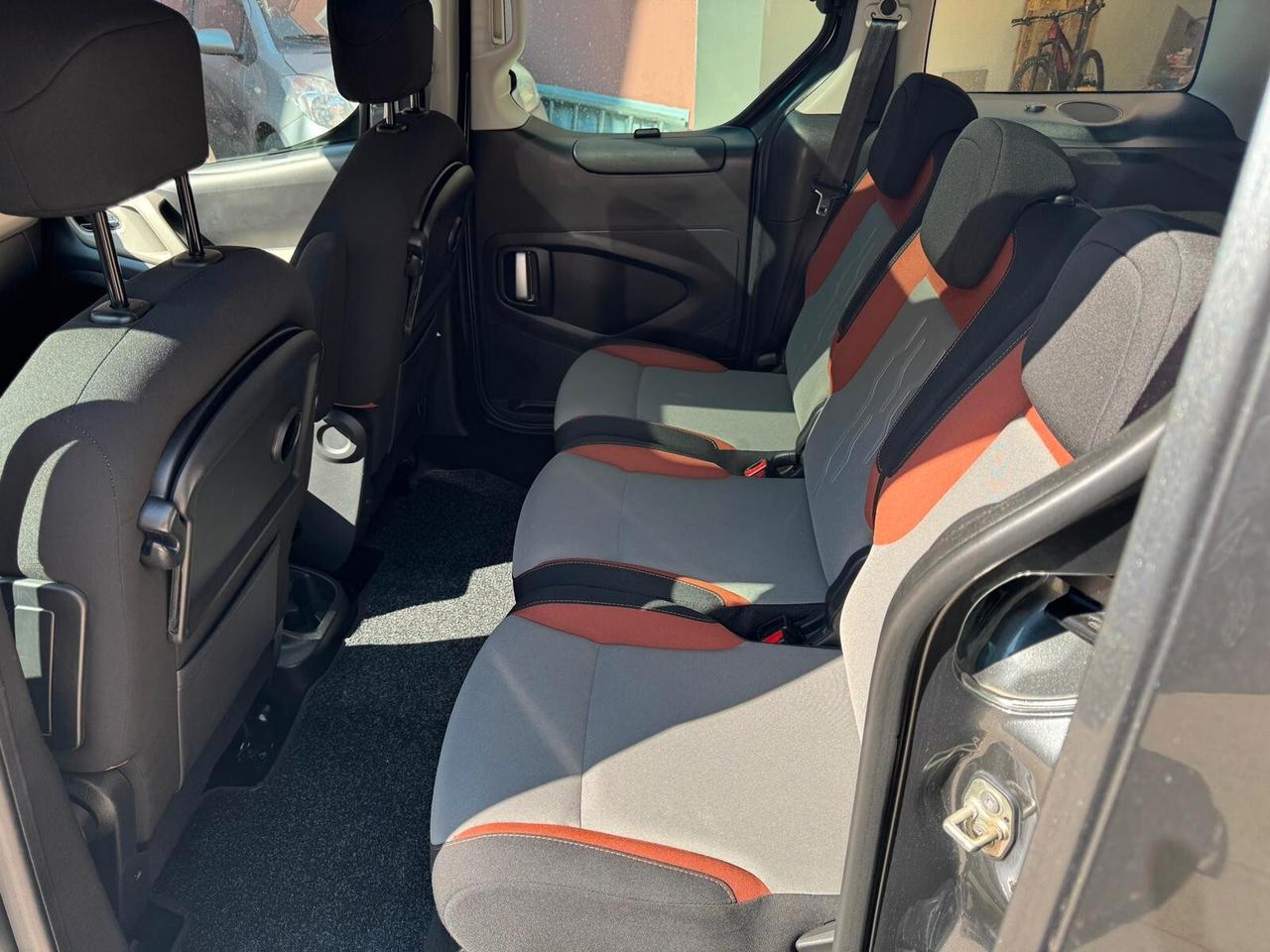 Peugeot Partner Tepee 1.6 HDi 115CV Style