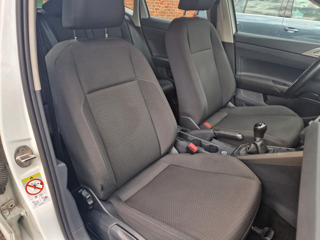 Volkswagen Polo 1.0 80CV "55.200 km" Carplay, Sensori, Clima bizona