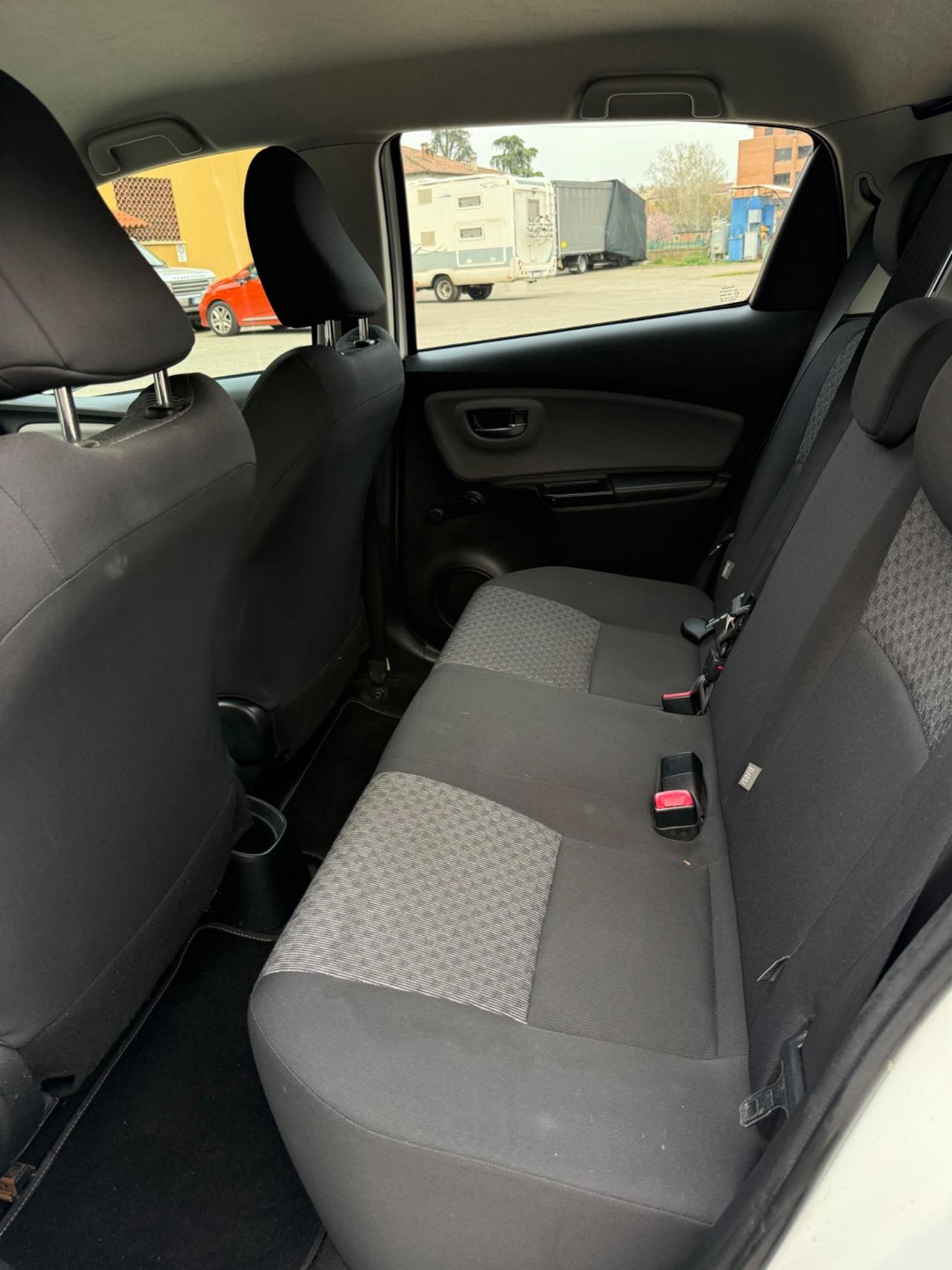 Toyota Yaris 1.0 5 porte Lounge