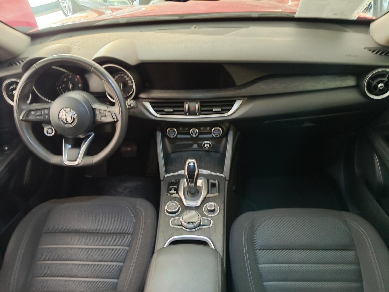 Alfa Romeo Stelvio 2.2 Turbodiesel 160 CV AT8 RWD Business