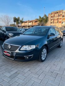 Volkswagen Passat 2.0 TDI 140cv Full Optional