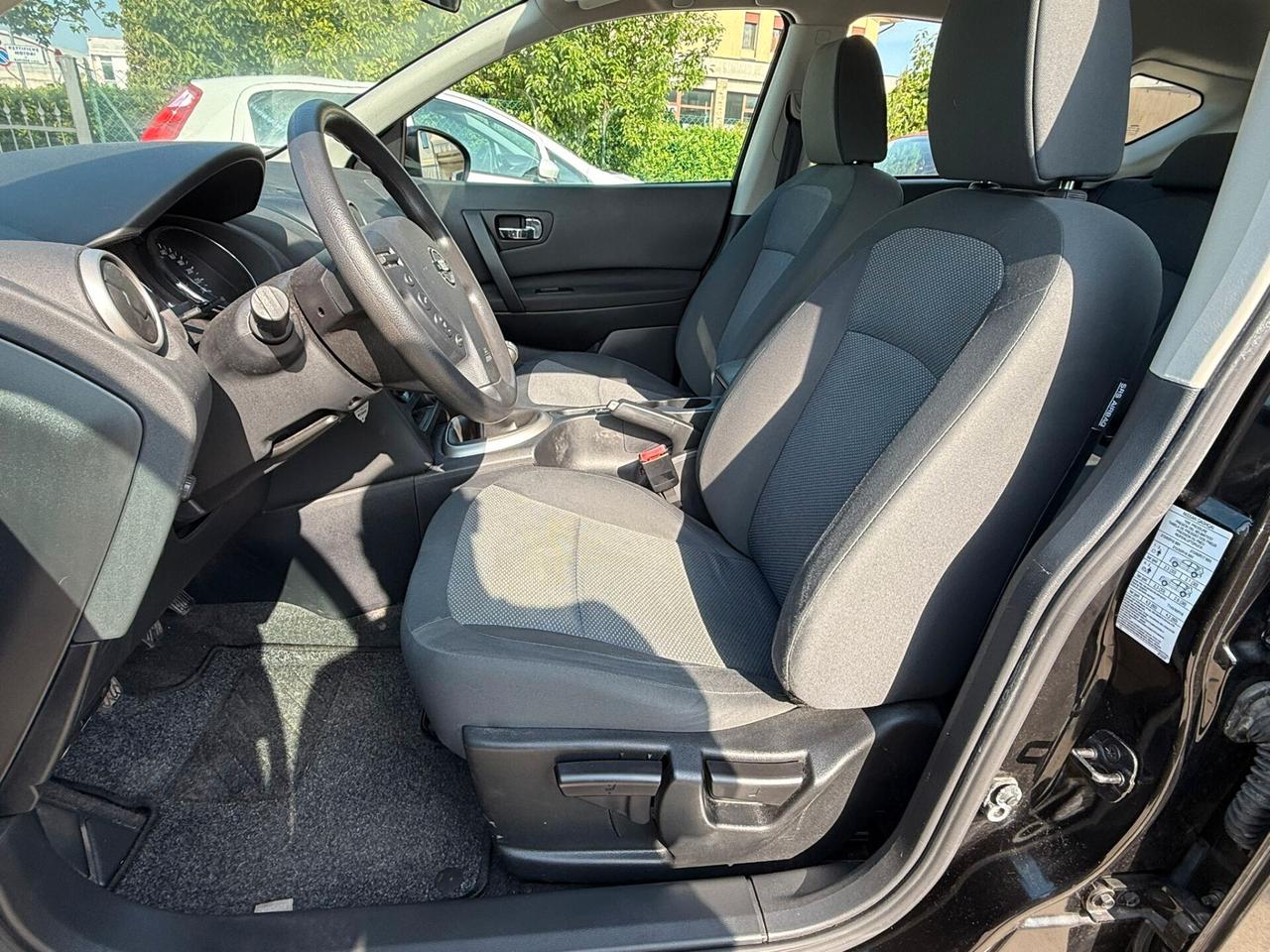 Nissan Qashqai 1.6 BENZ UNICO-PROPR 33.715 KM
