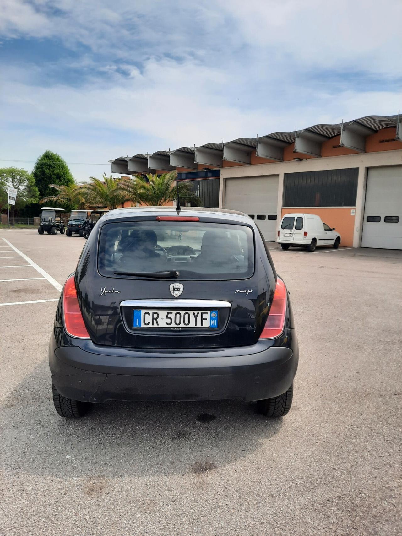 Lancia Ypsilon 1.3 Multijet Platino OK NEOPATENTATI