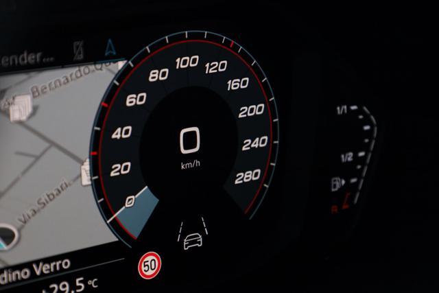 AUDI Q3 35 TDI S tronic Business Advanced