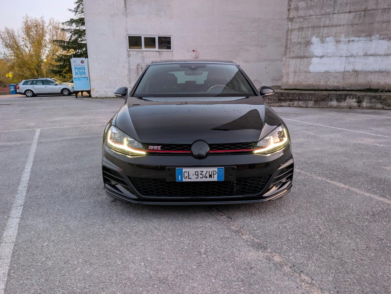 Volkswagen Golf GTI Performance 2.0 245 CV TSI DSG 5p. BMT