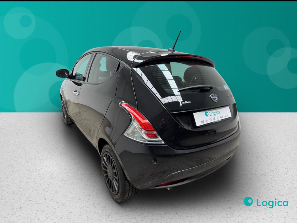 LANCIA Ypsilon III 2021 - Ypsilon 1.0 firefly hybrid Silver s&s 70cv