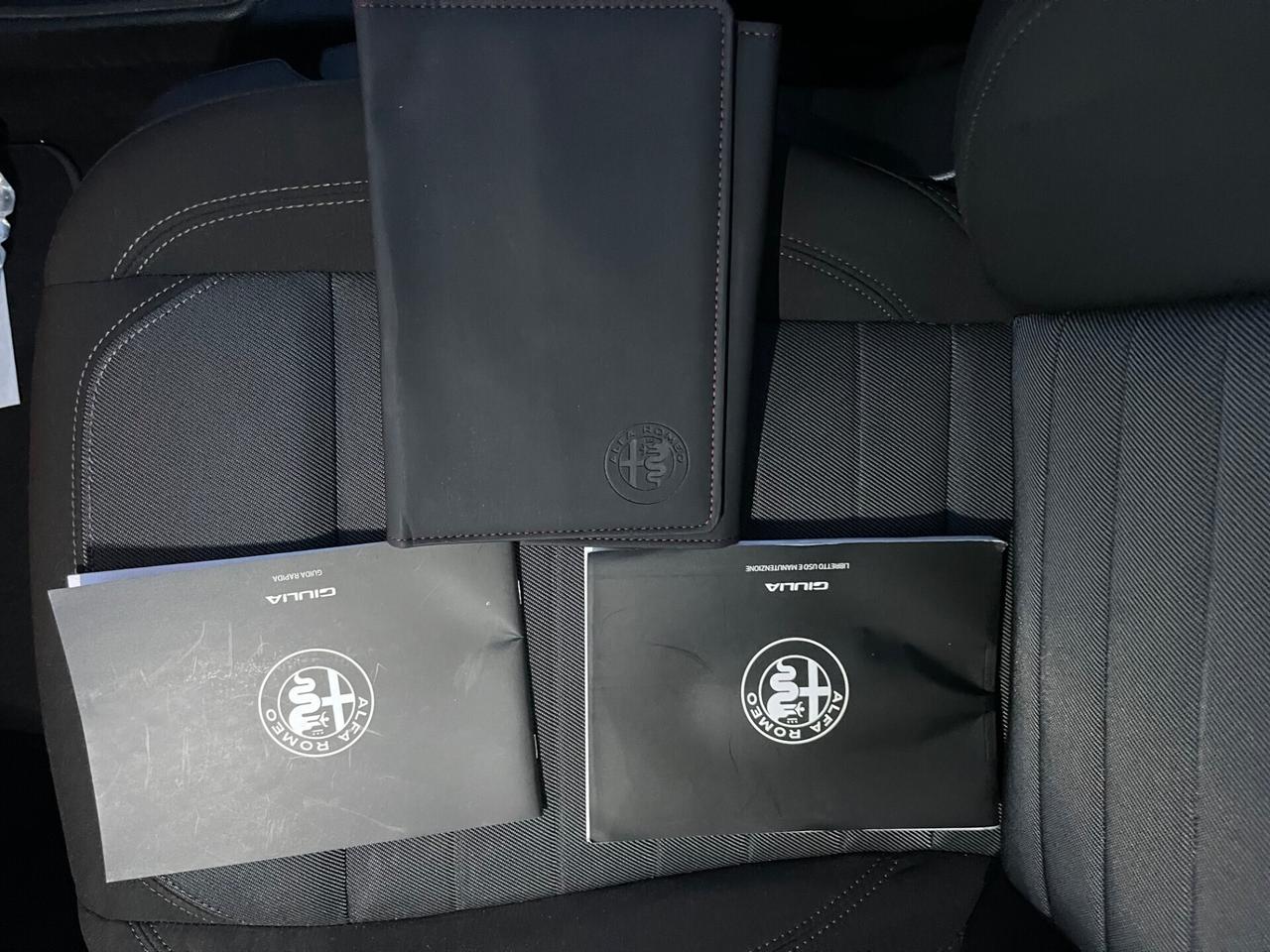 ALFA ROMEO GIULIA 2.2D ROSSA FULL 93000KM NUOVA