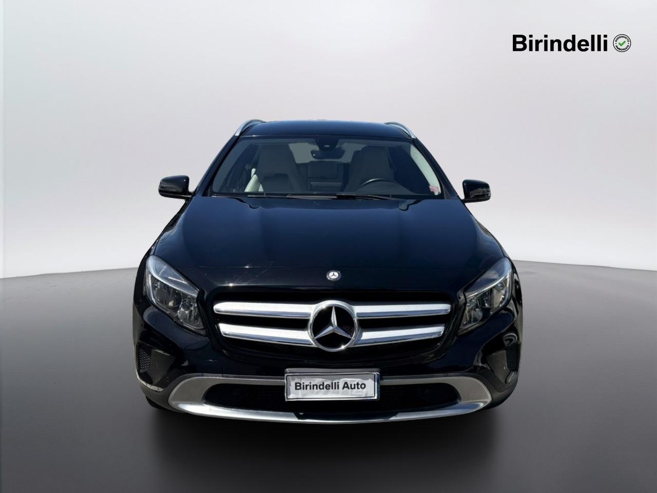Mercedes-Benz GLA (X156) - GLA 180 d Automatic Executive