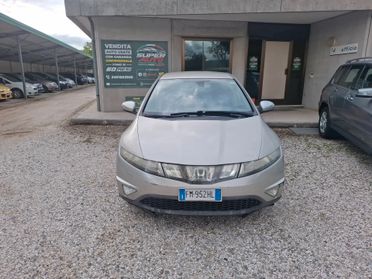 Honda Civic 1.8 i-VTEC 5p. Executive i-P