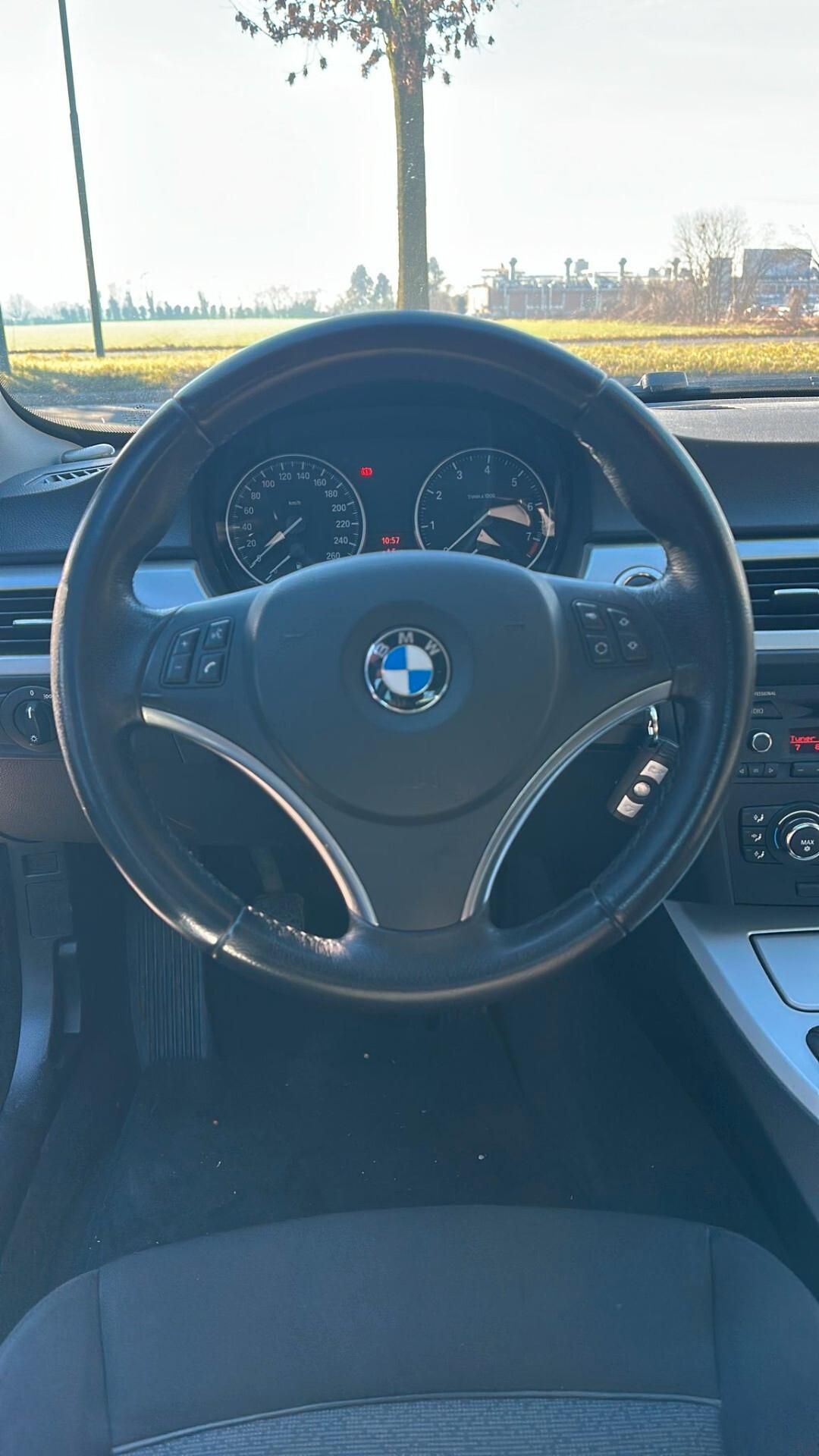 Bmw coupé 320i cat Eletta