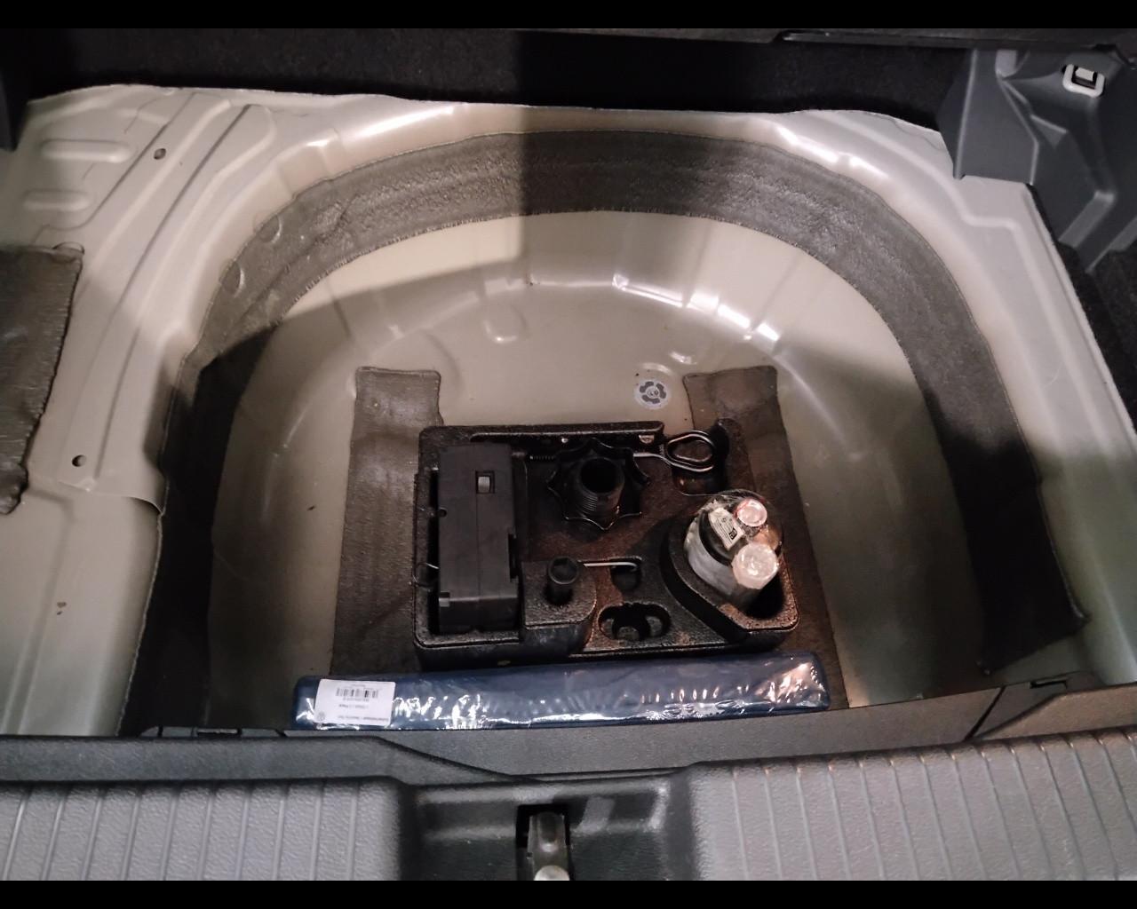 VOLKSWAGEN T-Cross 2019 - T-Cross 1.0 tsi Style 110cv dsg