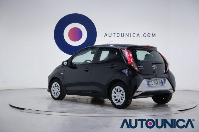 TOYOTA Aygo 1.0 VVT-I 72 CV 5 PORTE CONNECT NEOPATENTATI
