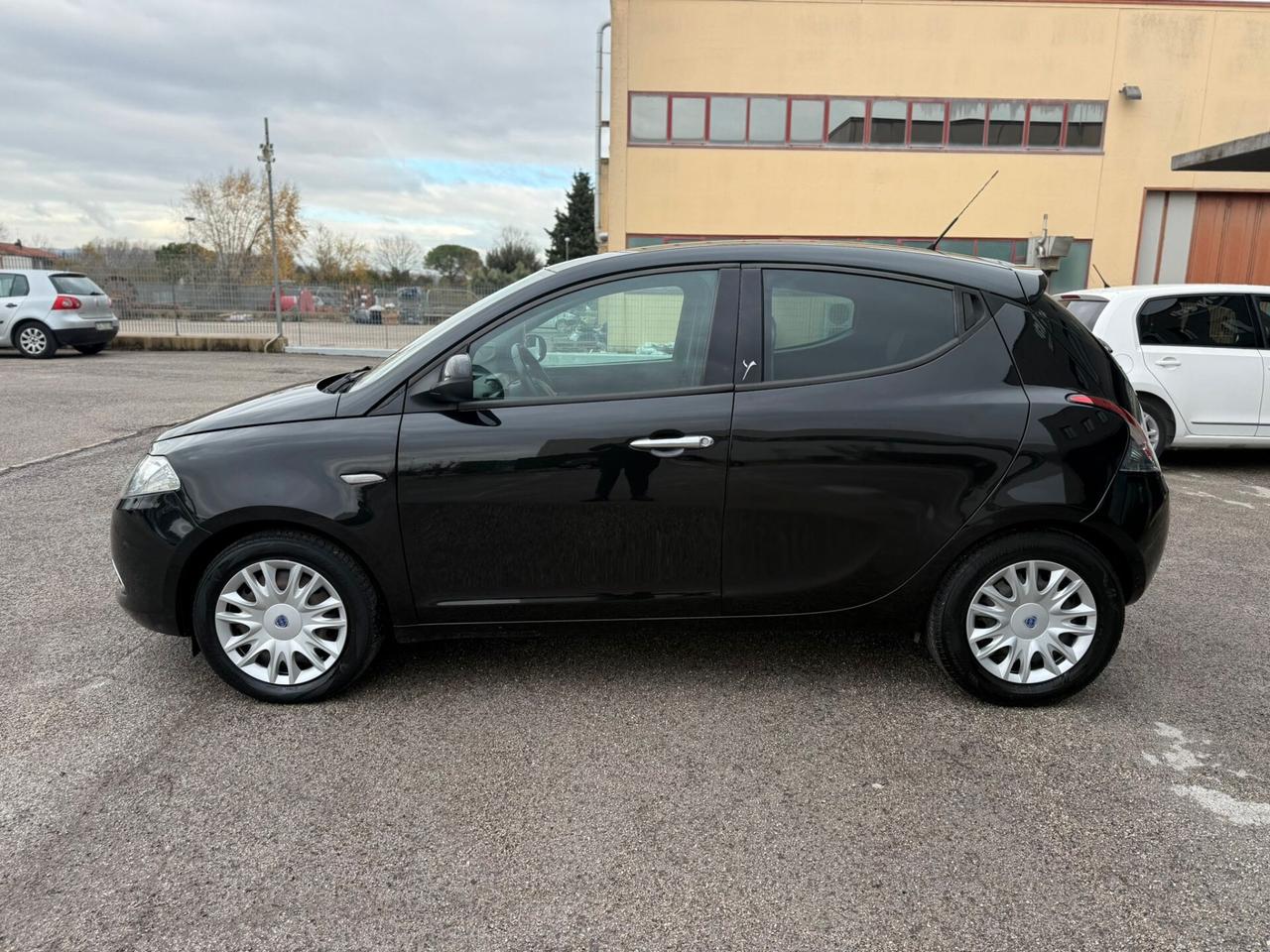 LANCIA YPSILON 1.3 D 2012 12 MESI DI GARANZIA
