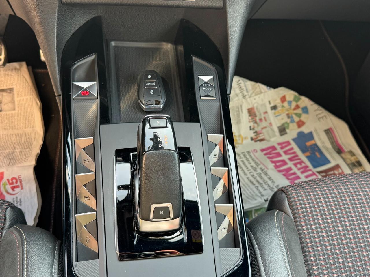 DS 3 Crossback PureTech 130 aut. Performance Line+