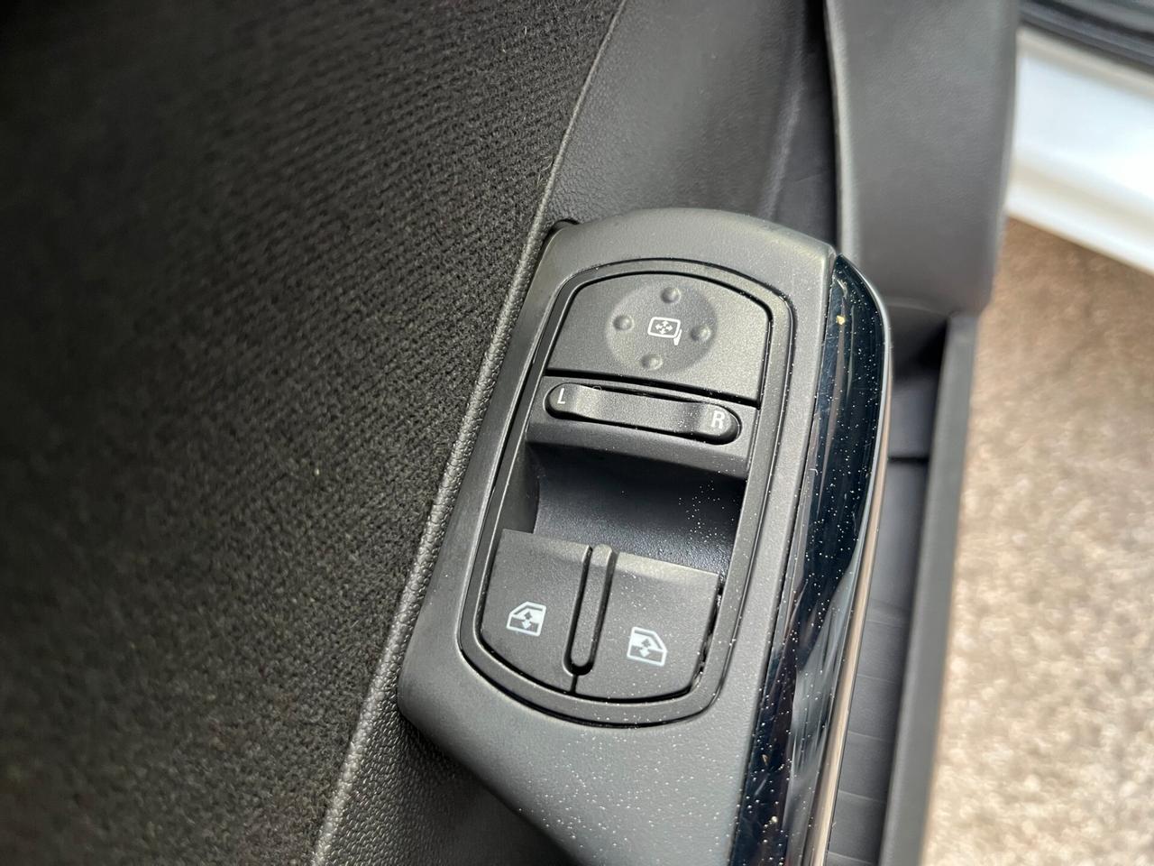 Opel Corsa 1.2 85CV 5 porte GPL-TECH Edition