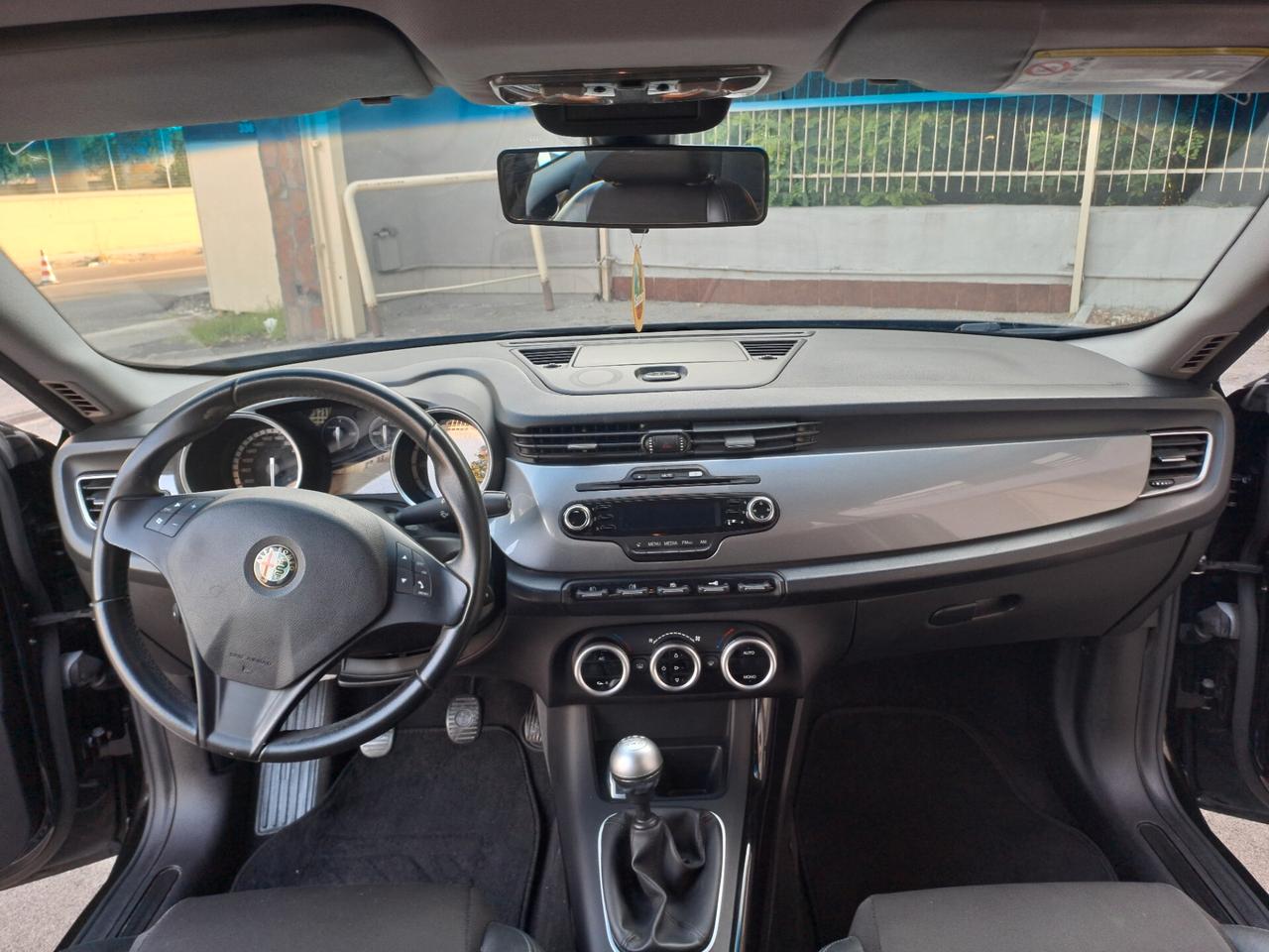 Alfa Romeo Giulietta 1.6 JTDm-2 105 CV Distinctive