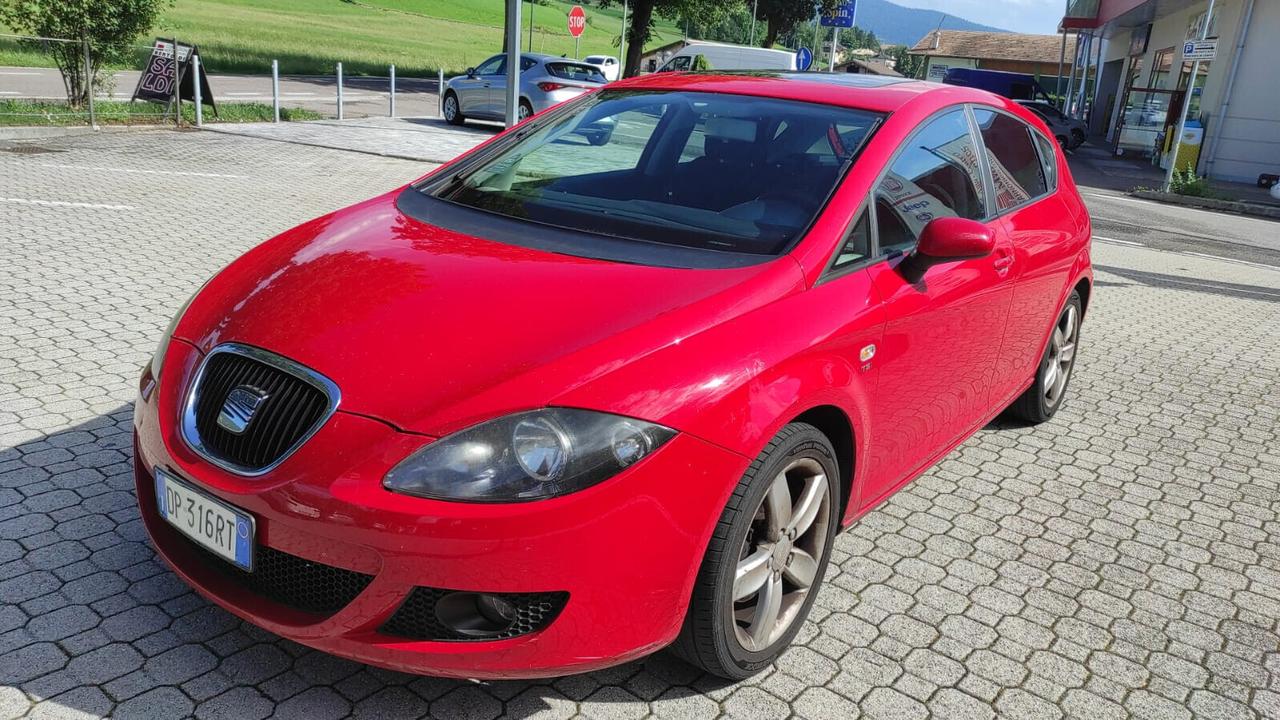 SEAT LEON 1.4 TSI 125CV BENZINA COMMERCIANTI