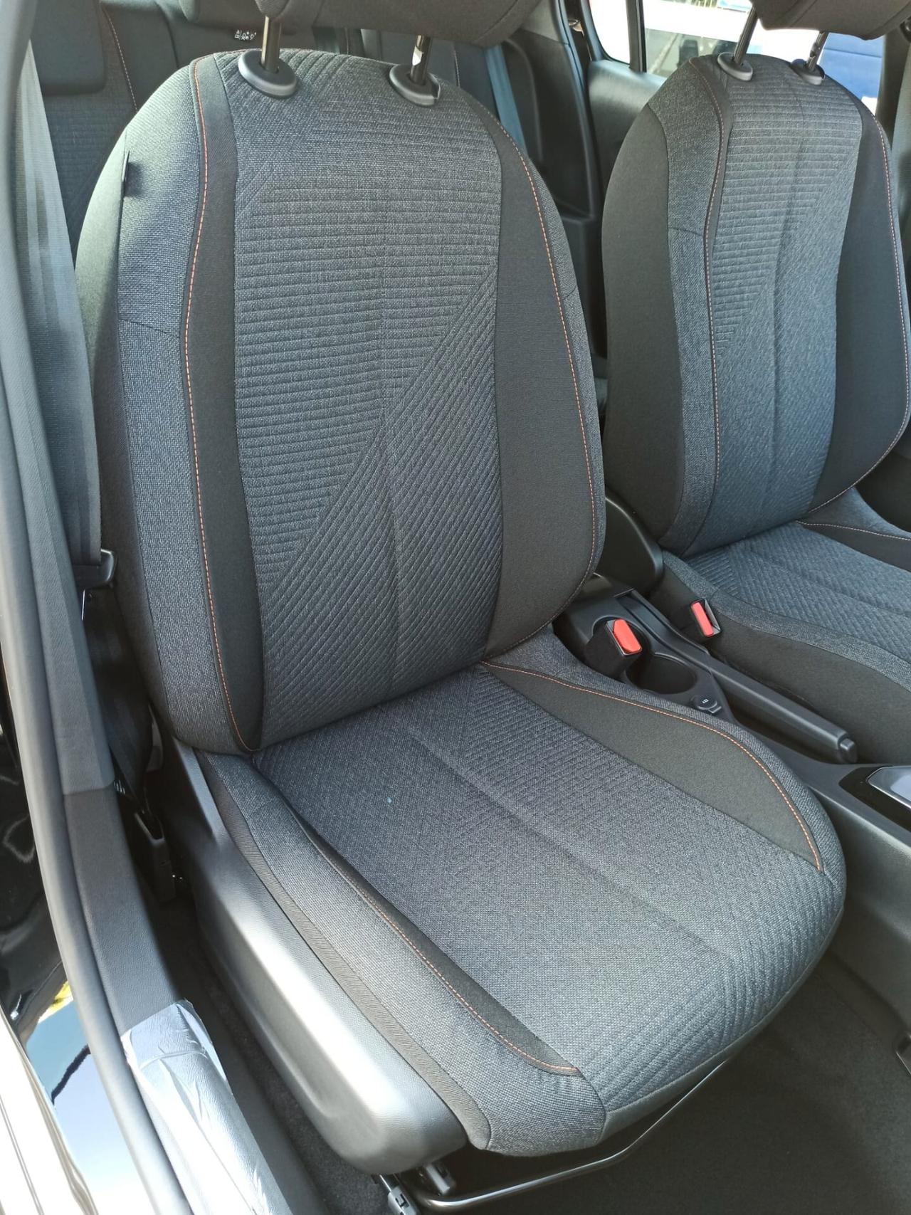 Peugeot 208 Hybrid 110 e-DCS6 Style