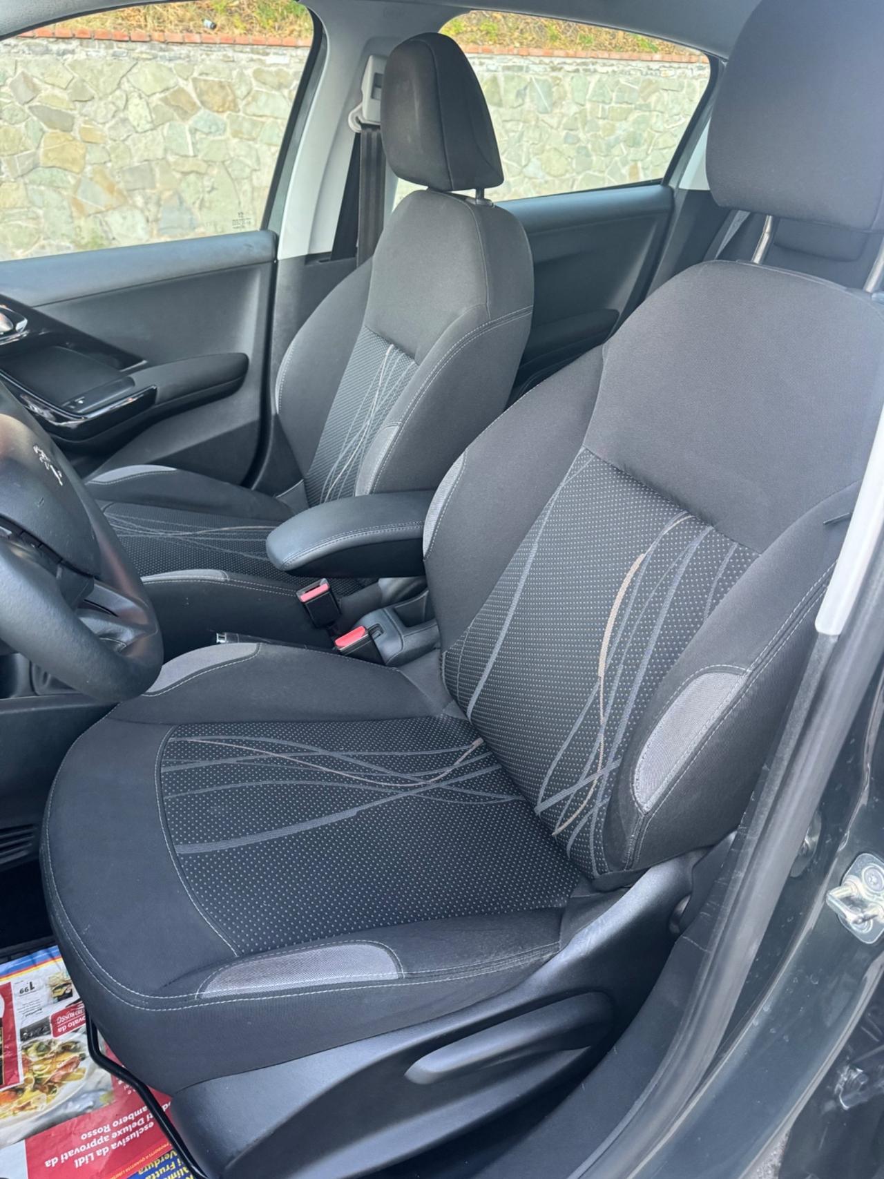Peugeot 208 1.2 Benzina 82Cv PureTech 2013