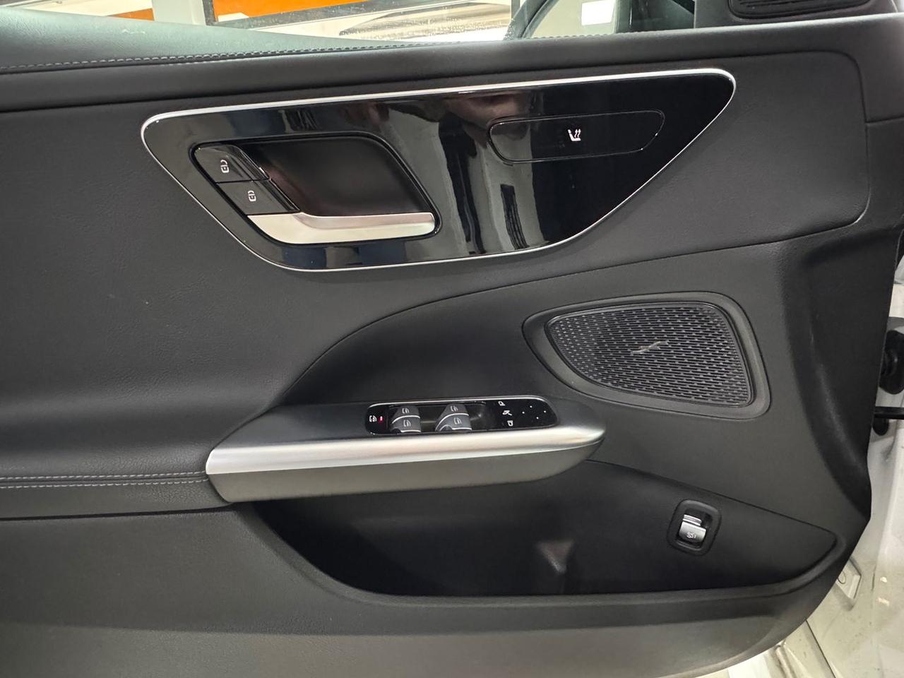 Mercedes-Benz C 200 AMG Line Premium Plus C #7560