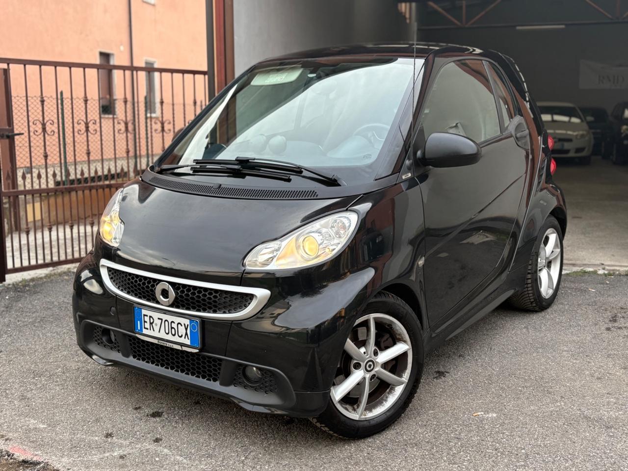 Smart ForTwo 800 40 kW coupé passion cdi NEOPATENTATI