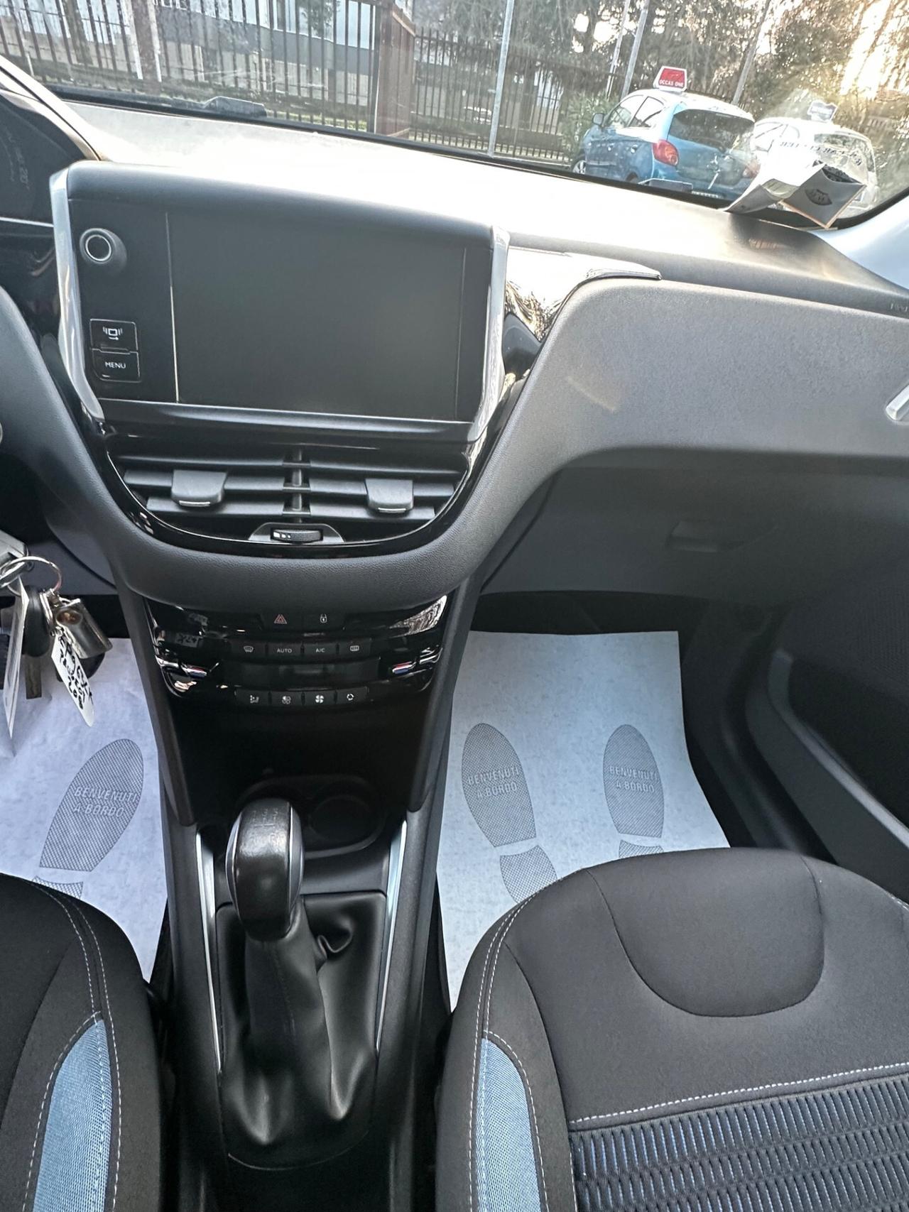 Peugeot 208 1.2 VTi 82 CV 5 porte Allure