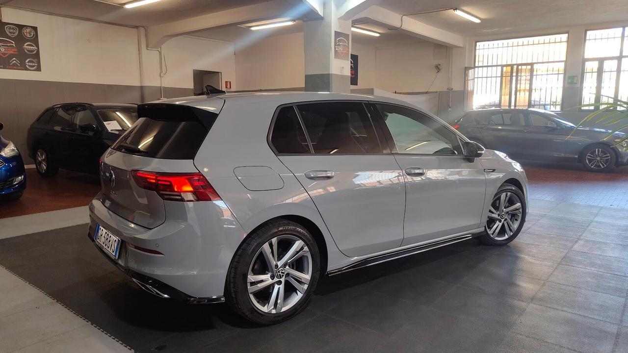 Volkswagen Golf 2.0 TDI 150 CV DSG SCR R-Line