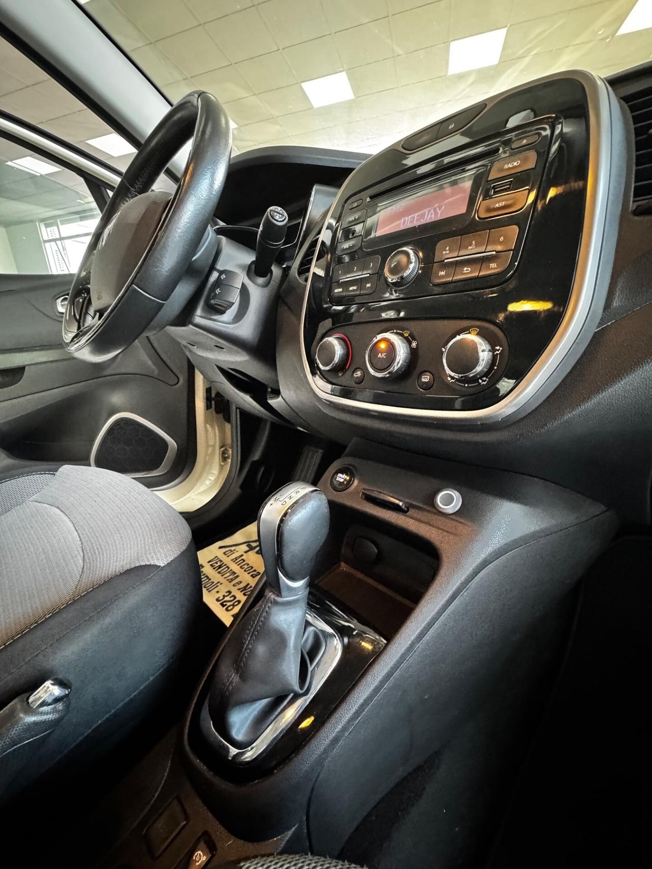 RENAULT CAPTUR 1.5 DCI R CAMBIO AUTOMATICO NEOPATENTATI