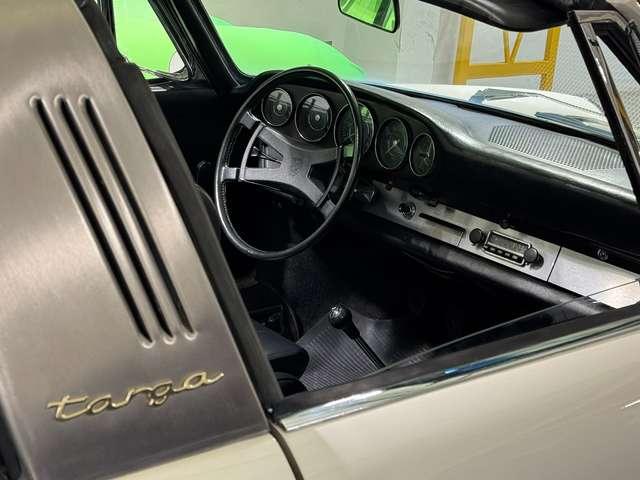 Porsche 911 1967 targa strumenti verdi soft window matching