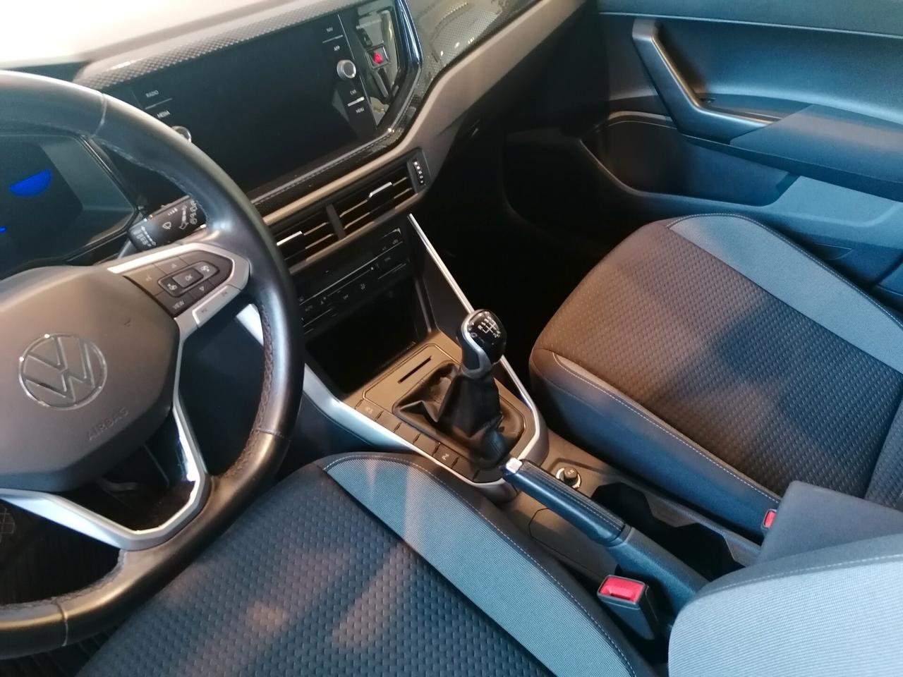 Volkswagen Polo 1.0 TSI Life 5P