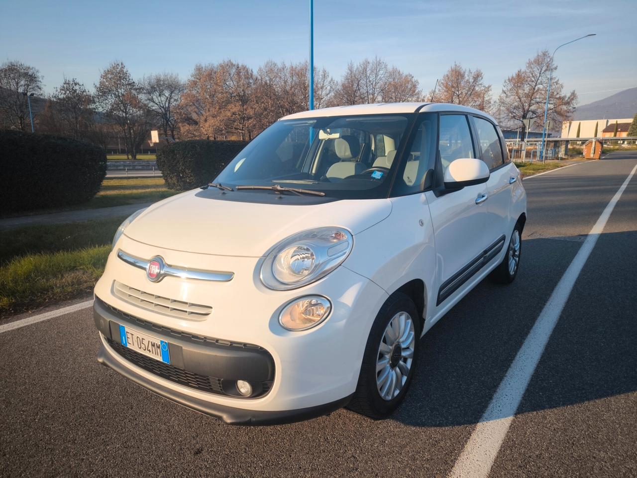 FIAT 500L 1,4 BENZ-95CV-LOUNGE-EURO 6-OK NEOPATENTATI