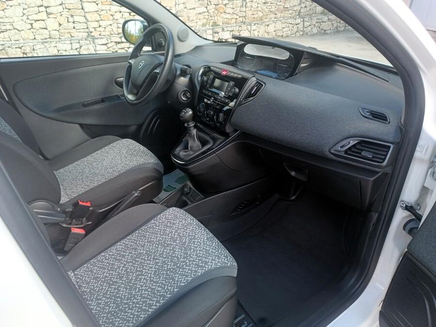 Lancia Ypsilon 1.2 69 CV 5 porte S&S Elefantino Blu 5Posti, Stupenda!