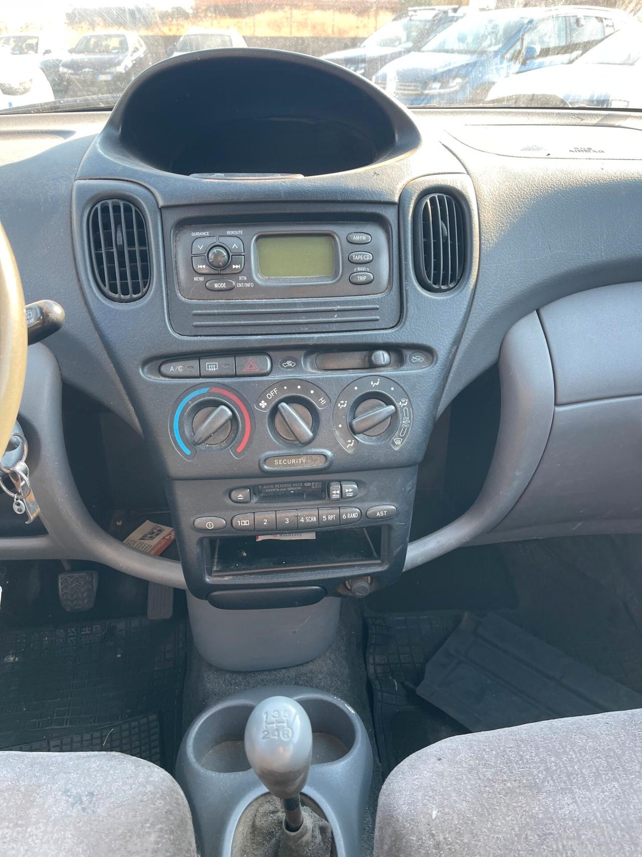 Toyota Yaris Verso 1.3i