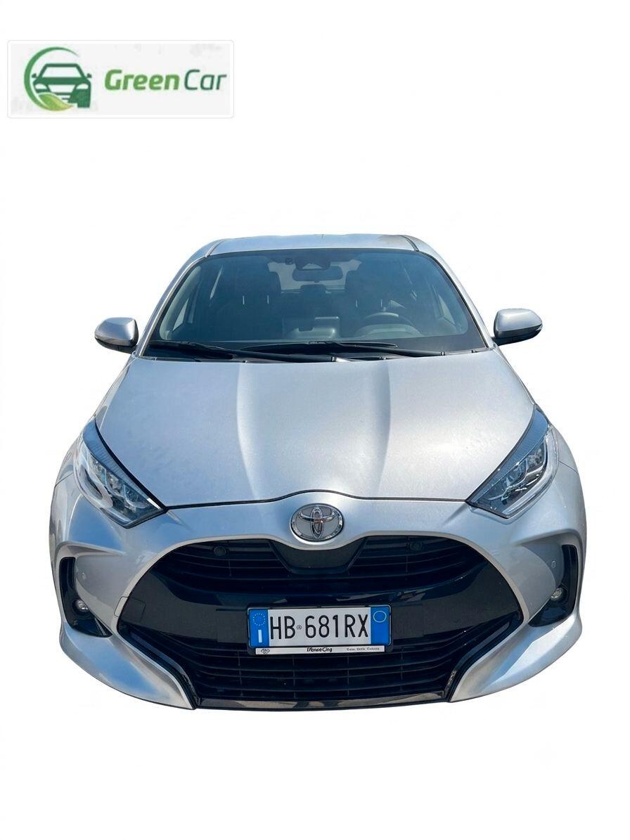 Toyota Yaris HYBRID FULL OPTIONAL
