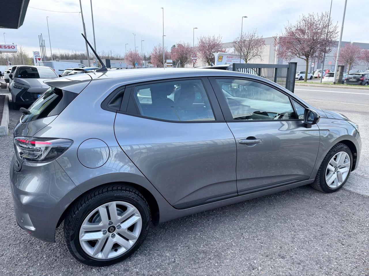 Renault Clio 1.6 E-Tech full hybrid Evolution 145cv