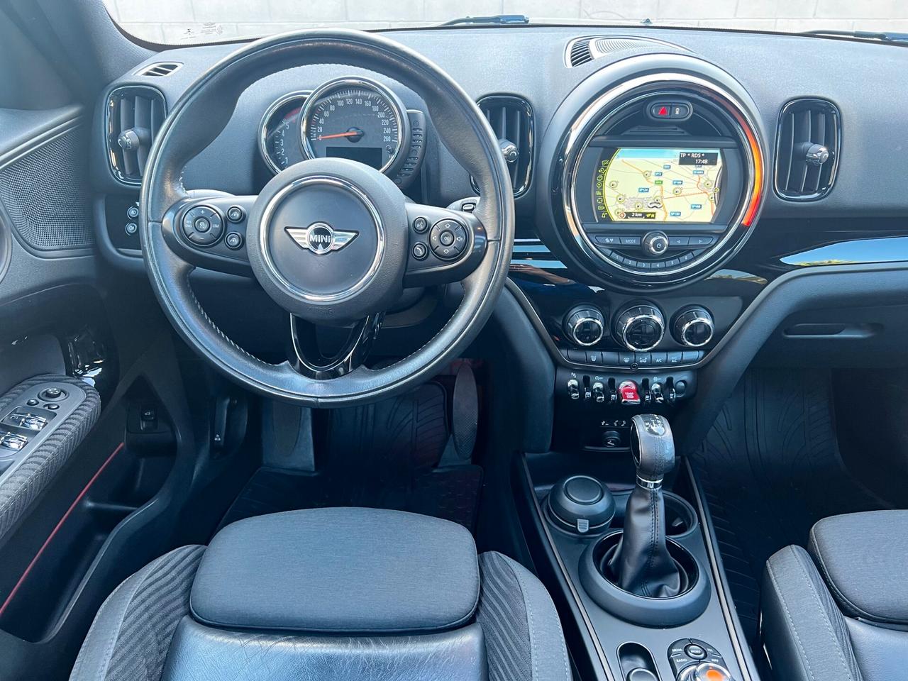 Mini Cooper SD Countryman Cooper SD Hype AUTOM TETTO/PELLE/LED/18; PERF.