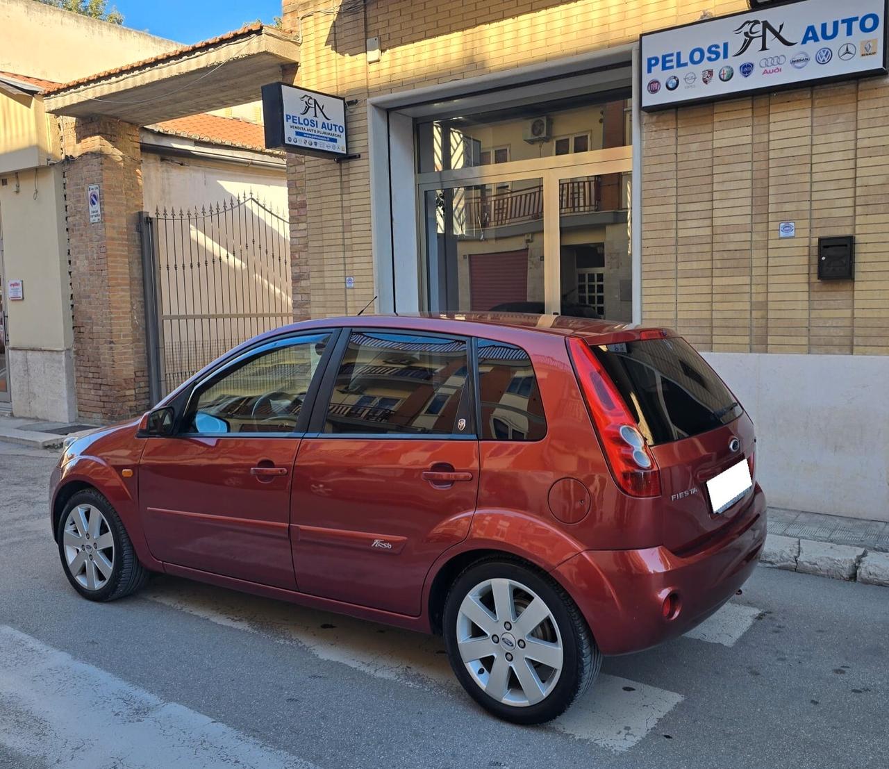 Ford Fiesta 1.4 TDCi 5p. Ghia